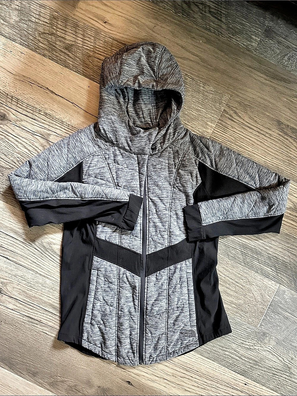 The North Face Women's Hooded Ski Jacket Gray Black XL